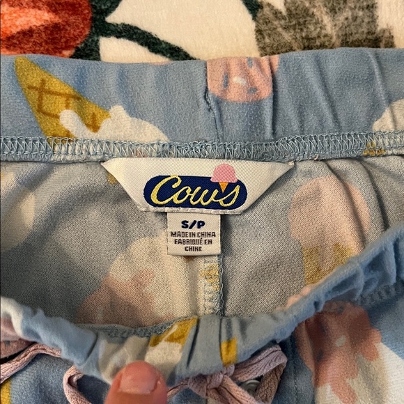 Cows Ice Cream Print Blue Lounge Shorts - Picture 3 of 3